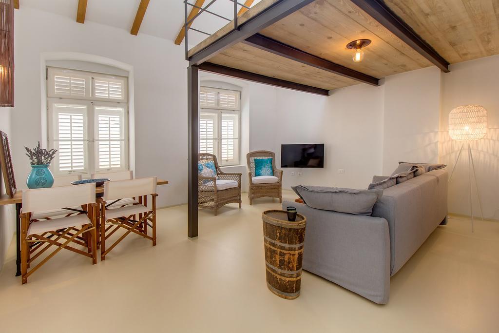 Apartments Argemonia Mali Lošinj Extérieur photo