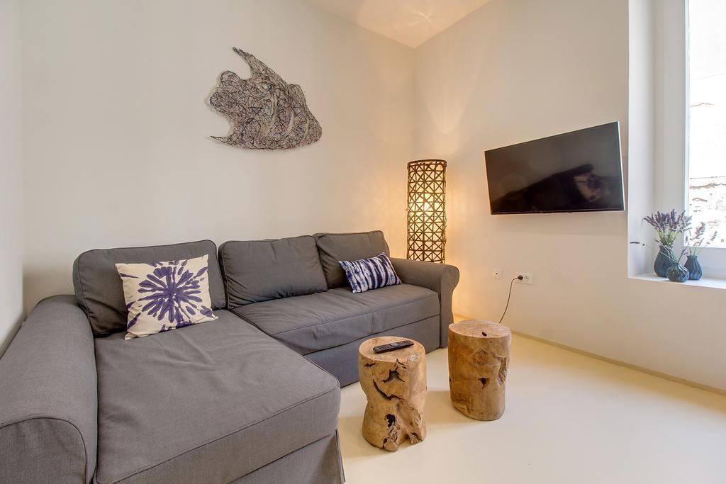 Apartments Argemonia Mali Lošinj Extérieur photo