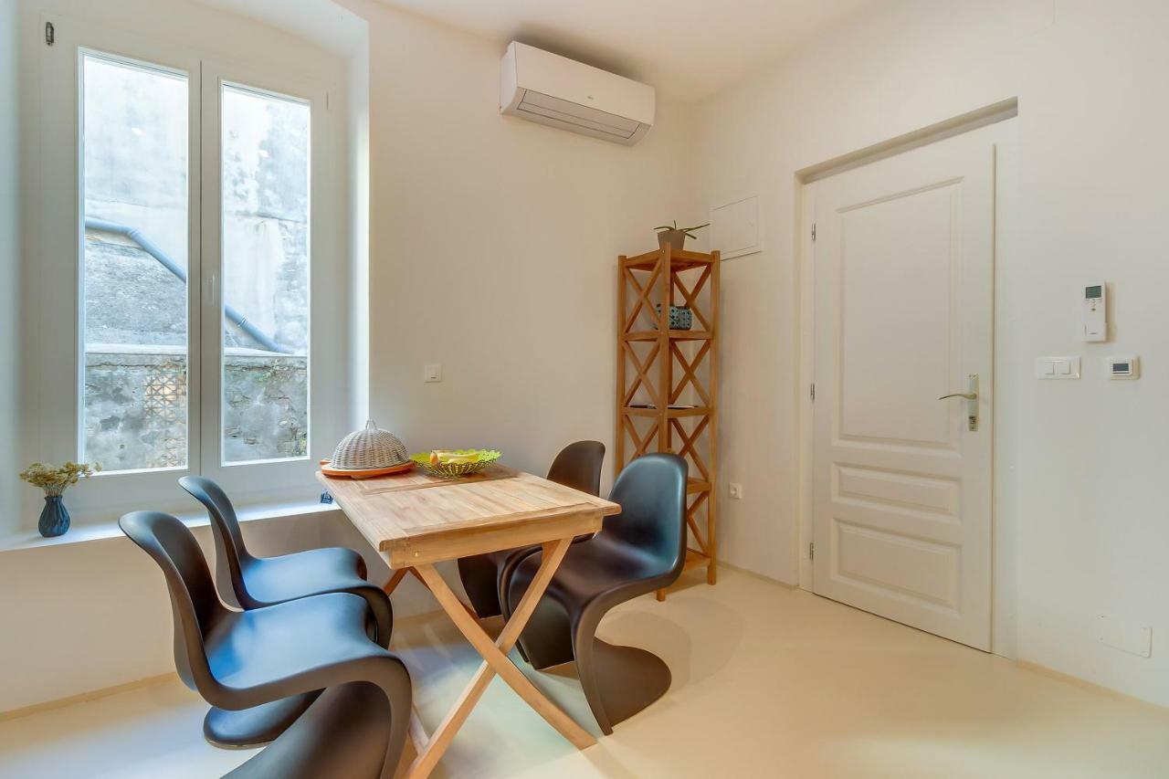 Apartments Argemonia Mali Lošinj Extérieur photo