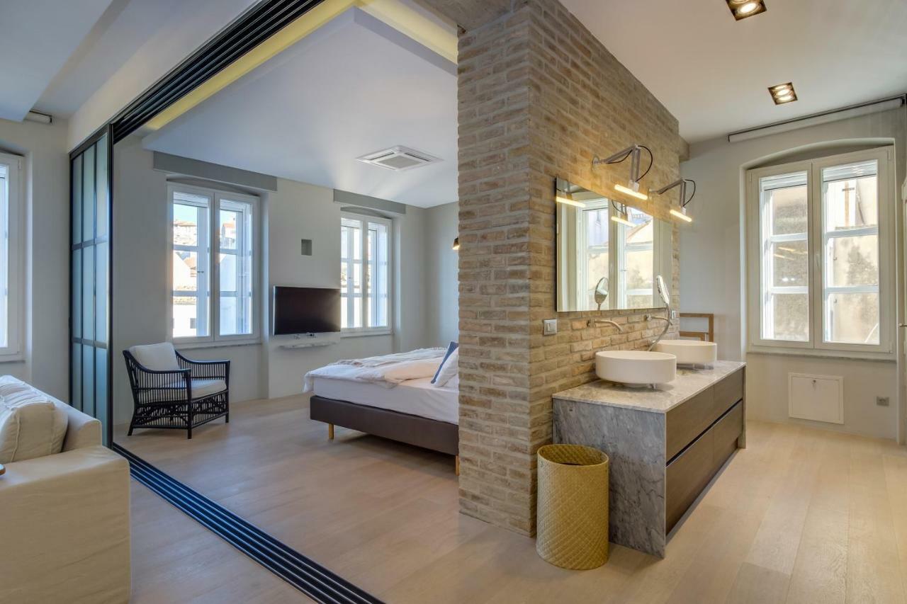 Apartments Argemonia Mali Lošinj Extérieur photo